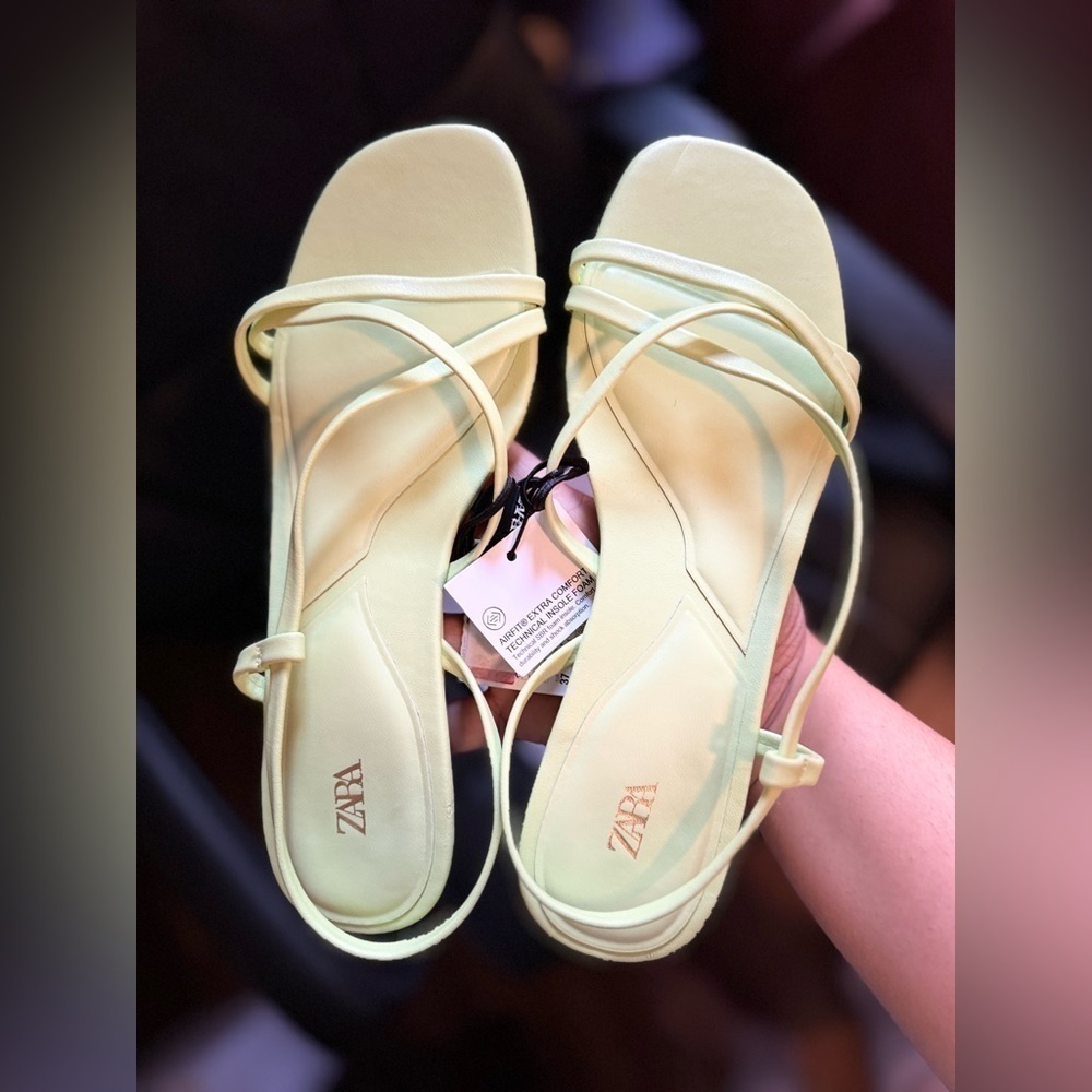 Zara neon green sandals size 37 nwt - Picture 8 of 9